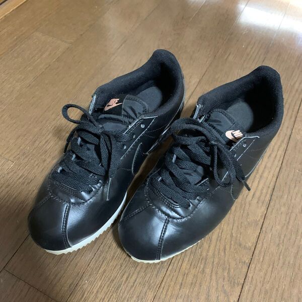 NIKEスニーカー