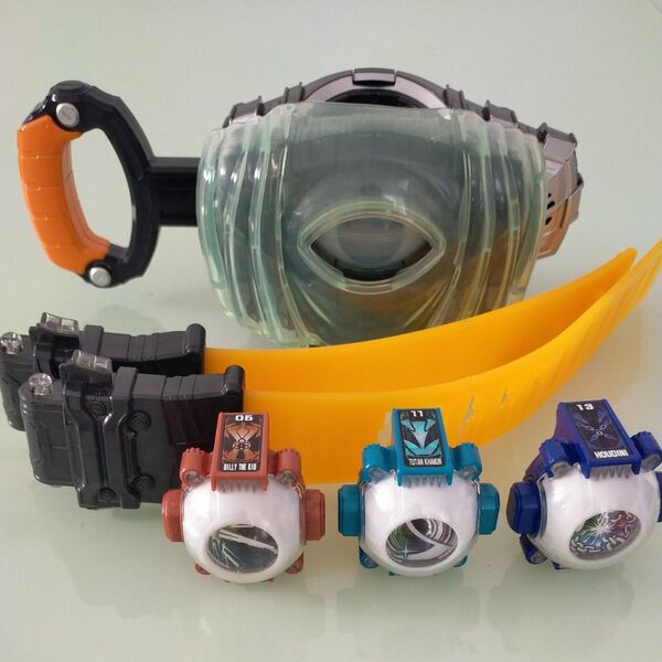 仮面ライダーゴースト ドライバー アイコン3個 変身 ベルト