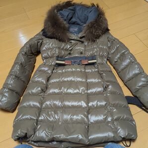 DUVETICA 未使用 ファー付きダウンコート 40