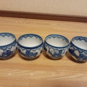 陶器製 青い絵柄 湯飲み 4個セット