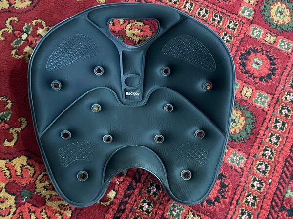 BackJoy 骨盤矯正クッション sitsmart 腰の負担軽減 骨盤サポートシート