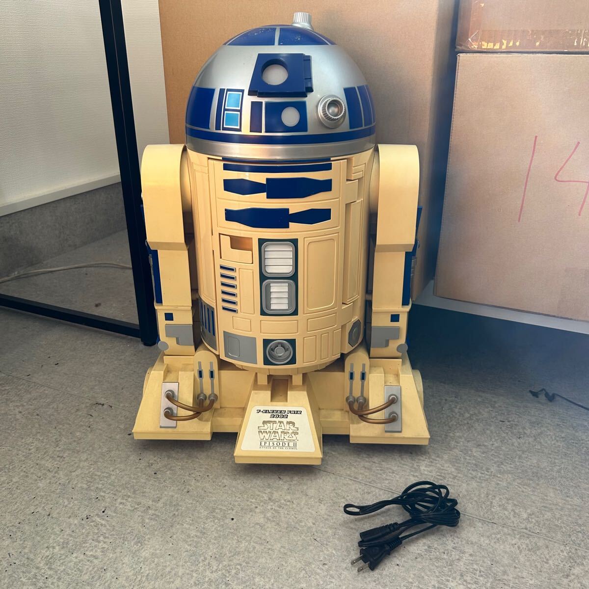 Yahoo!オークション -「スターウォーズ r2-d2 冷蔵庫」の落札 Yahoo!オークション -「スターウォーズ r2-d2 冷蔵庫」の落札