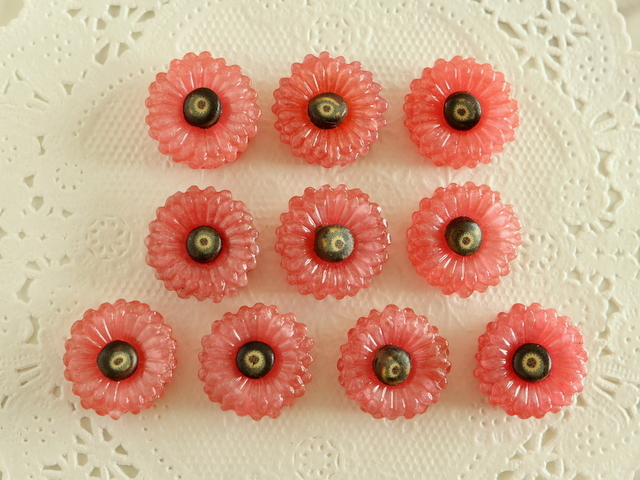 ☆Free Shipping☆ Value Pack Pink Red Flower Vintage Design Cabochon Beads Accessory Parts 13mm 10pcs + 1 free pc, Beadwork, beads, plastic