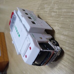 トミカ