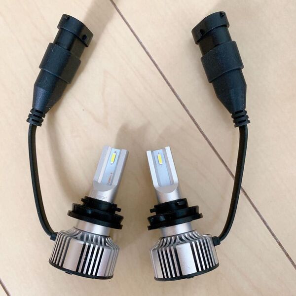 ヘッドライト 防水 車 LEDヘッドライト 超長寿命 簡単交換 LEDバルブ HHLBH11F 防水レベル IP67