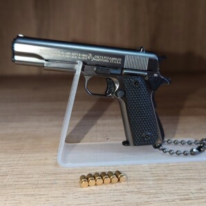 精巧1/3スケール ミニチュアモデルガン コルトM1911 ガバメント ガンカラー スタンド+追加ダミーカート