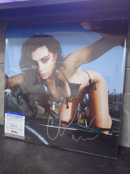 Charli XCX直筆サイン入りLP 4枚セット チャーリーXCX 直筆サイン