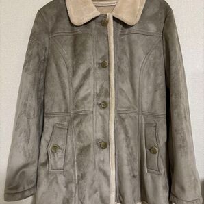 未使用ムートンコート