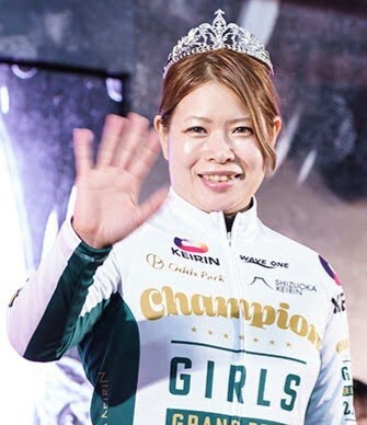 Yahoo!オークション -「ガールズ」(ユニフォーム) (競輪)の落札 Yahoo!オークション -「ガールズ」(ユニフォーム) (競輪)の落札