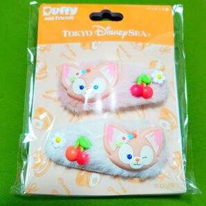 新品 ダッフィー リーナベル パッチンセット ヘアピン ぬいぐるみバッジ さくらんぼ