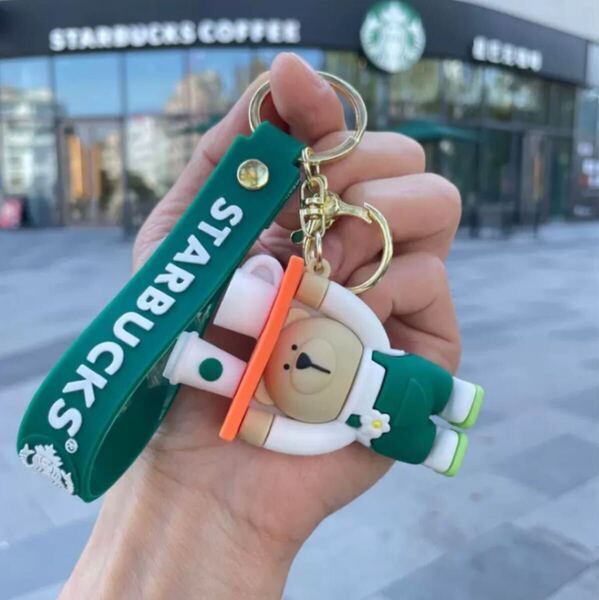 スターバックス スタバ 海外限定 キーホルダー 熊 グリーン 店員さん