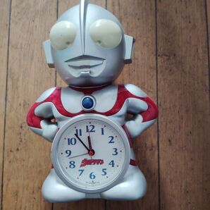 ウルトラマン 目覚まし時計