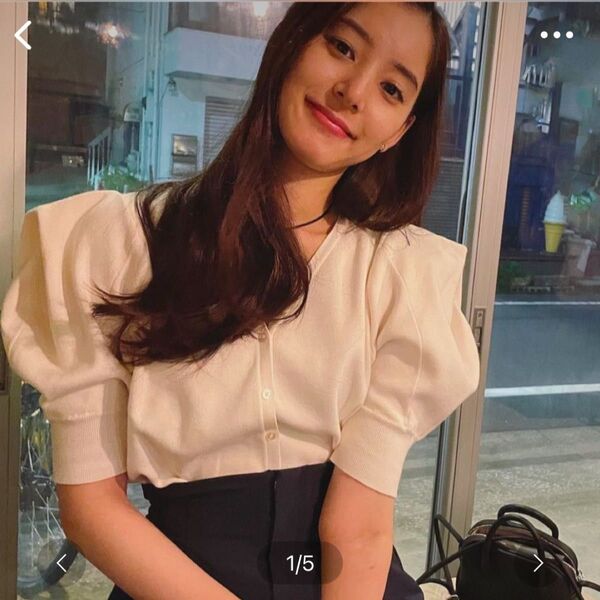 新木優子着用 snidel スナイデル ハーフパフスリーブ ニットトップス