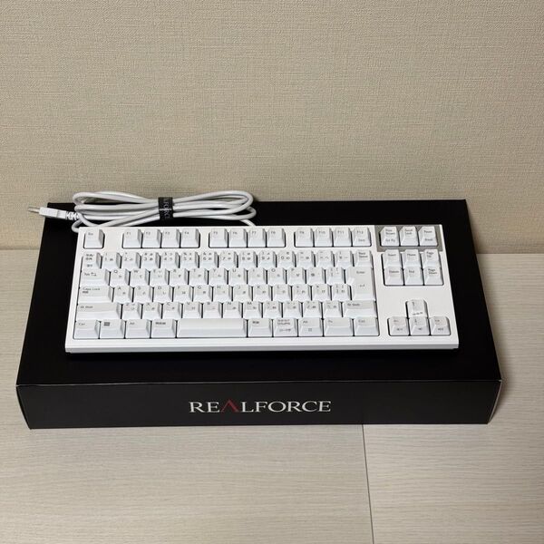 REALFORCE R3SC21 ハードカバー付き