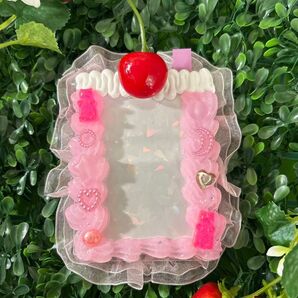 ホイップデコ 硬質トレカケース ピーチクリームソーダ