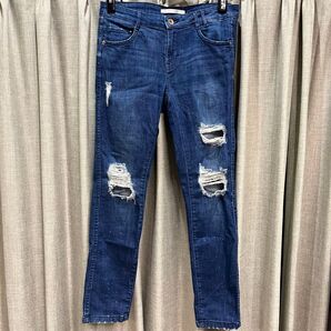 ZARA ダメージジーンズ