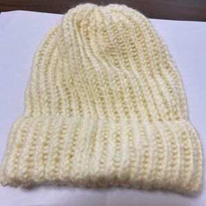 ハンドメイド、ニット帽ベビーサイズ。