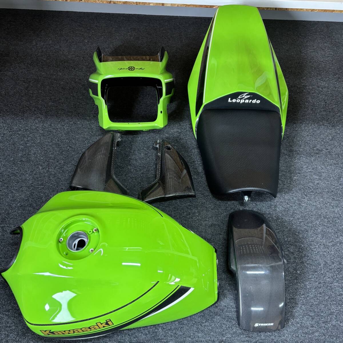 Yahoo!オークション -「zrx1200daeg 外装」の落札相場・落札価格 Yahoo!オークション -「zrx1200daeg 外装」の落札相場・落札価格