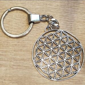 神聖幾何学模様フラワーオブライフ キーホルダー