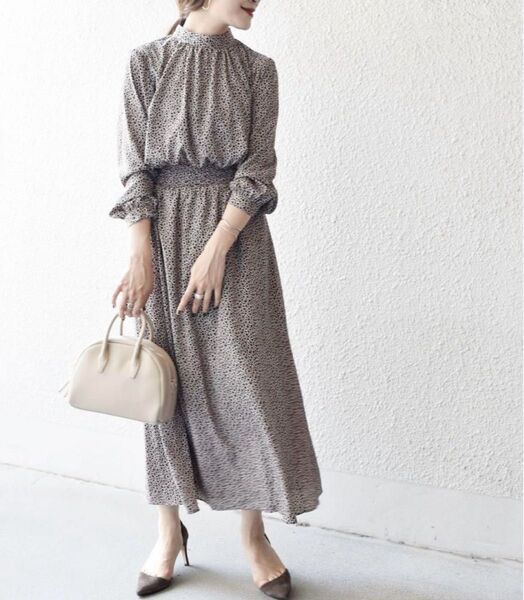 【美品】SHIPS シップス 長袖 小花柄ワンピース サイズ36