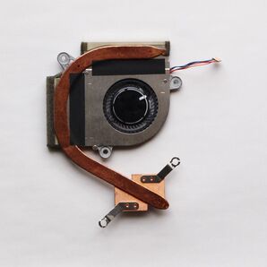 Panasonic CF-XZ内部冷却モジュール