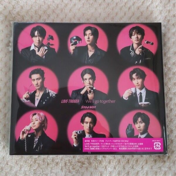 Snow Man CD「LOVE TRIGGER/Well go together」通常盤(初回盤)スリーブ仕様フォトブック付き