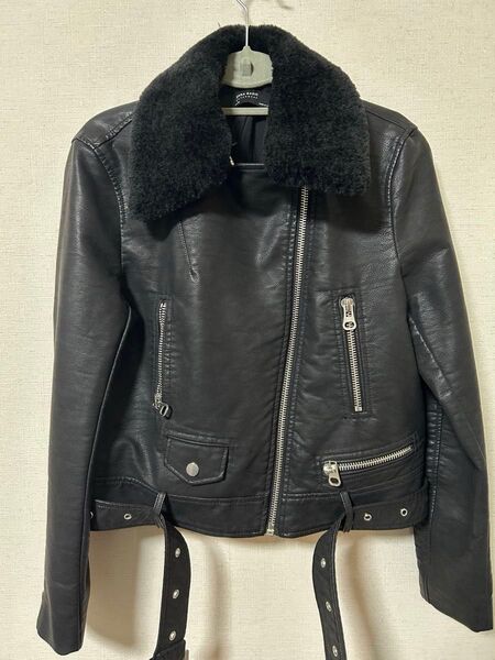 ZARA ライダースジャケット