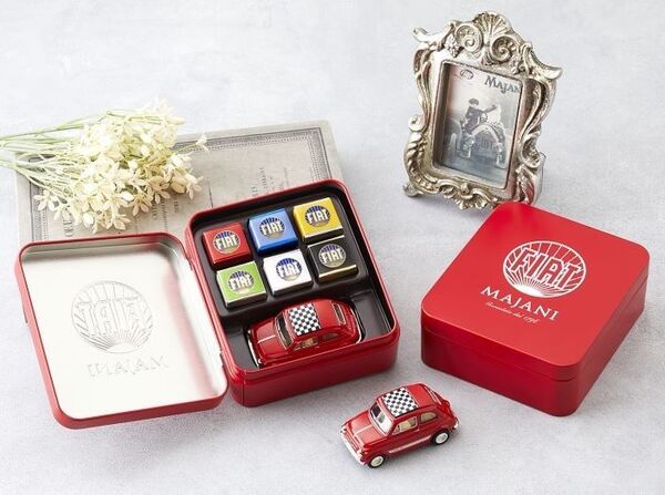 30 ロッソチェッカー Majani FIAT ミニカーセット チョコ6個入 バレンタイン2025
