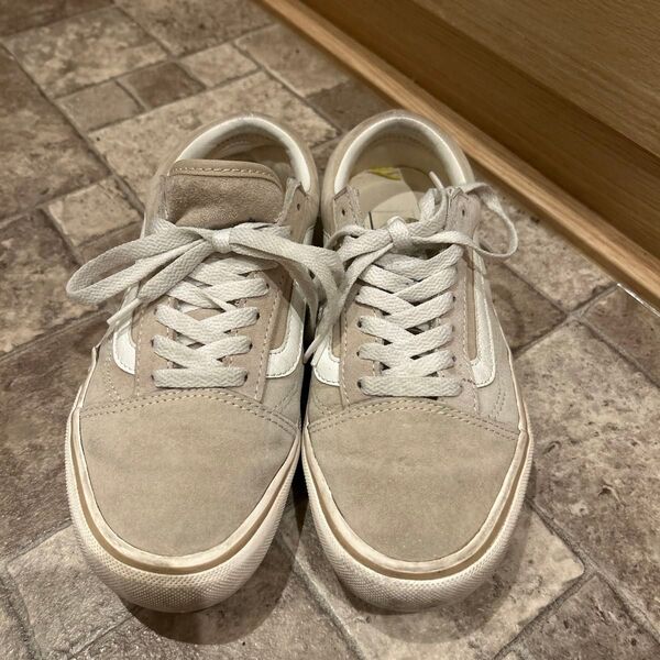 VANS ベージュ スエード ローカットスニーカー