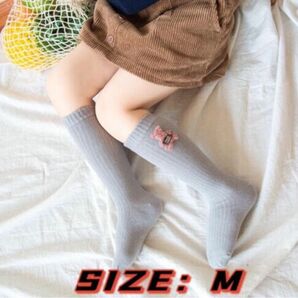 子供グレーのリブ編みキッズ靴下