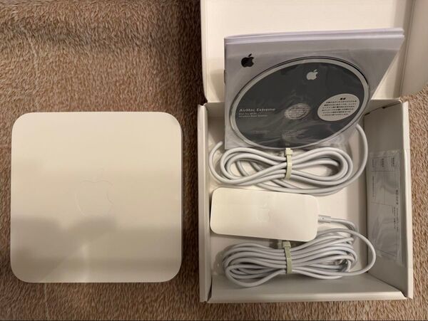 Apple AirMac Extreme MB053J/A