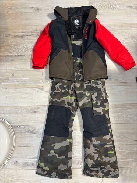 スノーボードウェア VOLCOM