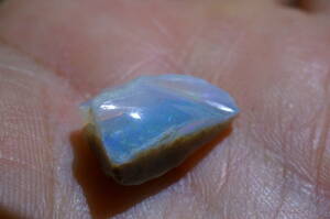 30 year front. unused stock goods! opal raw ore! beautiful . illusion ..!. color clearly 4.9ct
