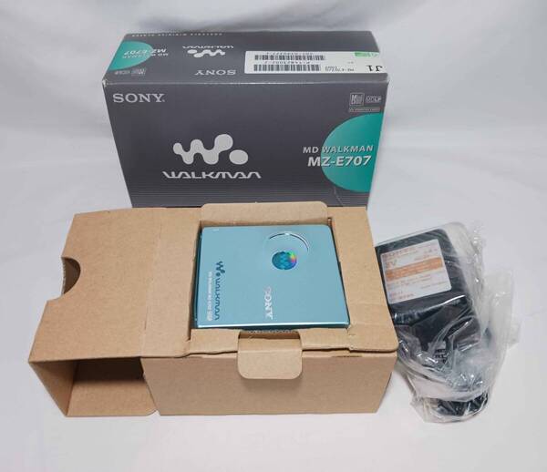 未使用 SONY MDウォークマン MZ-E707 ソニー WALKMAN ポータブルMDプレーヤー
