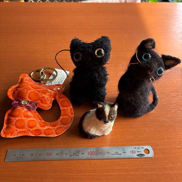 猫グッズ*キーホルダー、置物 ミニチュア アンティーク 開運