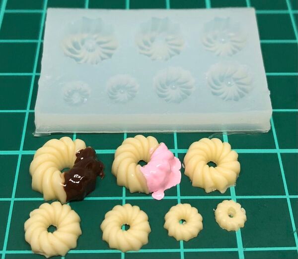 【フレンチクルーラー ドーナツ 7サイズ】シリコンモールド 型