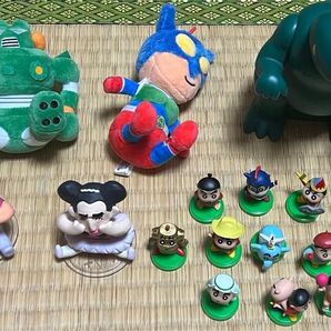 クレヨンしんちゃん シルマルダシ フィギュア ぬいぐるみ ガンダムロボ アクション仮面 マカオとジョマ ねんどアート