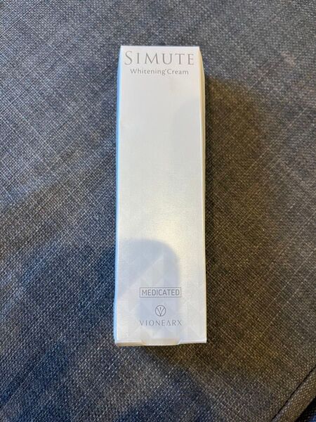 シミュート 薬用美白クリーム SIMUTE シミュート 薬用美白クリーム