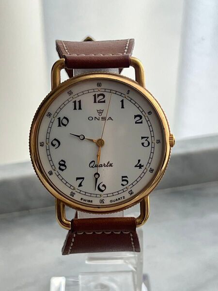 【電池交換済み】ONSA アンティーク QZ vintage watch swissmade