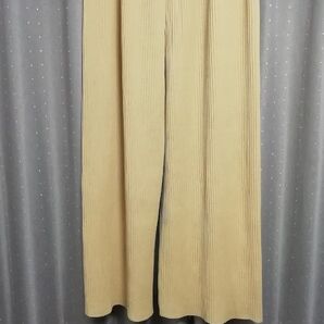 adapt retailing coca コカ パンツ イエロー