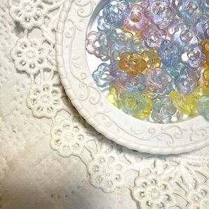 No.39グリッターパステルカラーお花アクリルパーツ40g