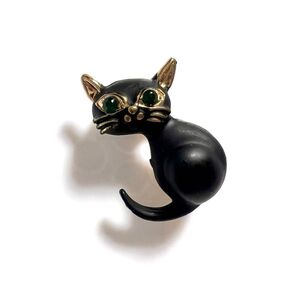 黒猫のブローチ
