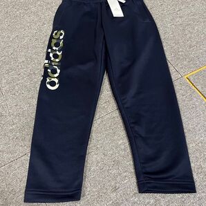 アディダス ニットパンツ ロングパンツ ネイビー×カモ柄ロゴ 130cm
