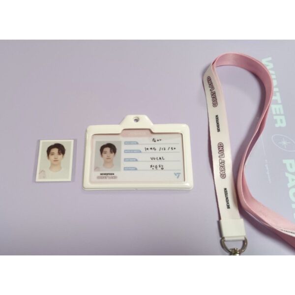 SEVENTEEN ジョシュア caratland ケレン ID カードホルダー