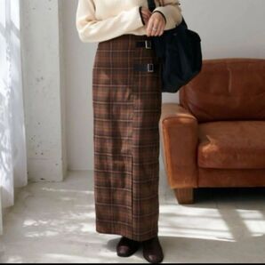 【WEB限定】ベルト付きチェック柄ラップスカート