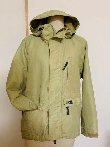 AIGLE エーグル マウンテンパーカー フーデッドジャケット ナイロンジャケット アウトドア ユニセックス XSサイズ