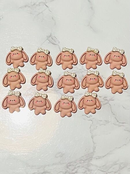 【最終値下げ】うさぎ 14個 カボション 手芸 ハンドメイド アニマル デコパーツ