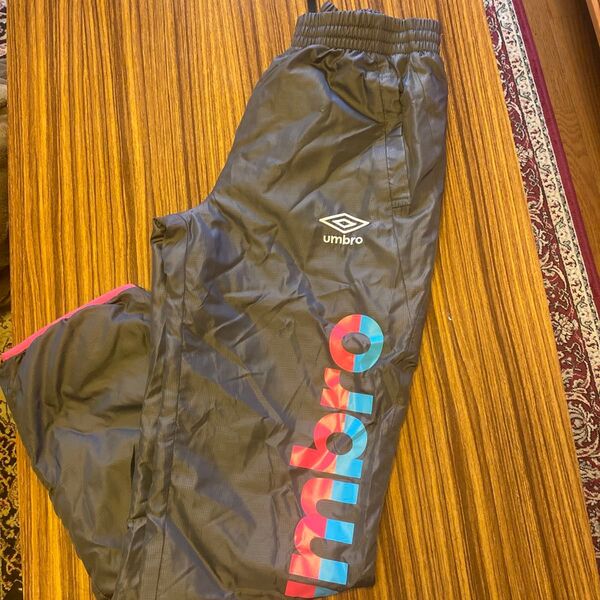umbro ナイロンパンツ グレー M