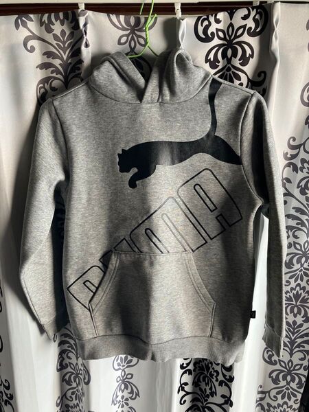 PUMA プーマ kids グレーパーカー adidas asics NIKE