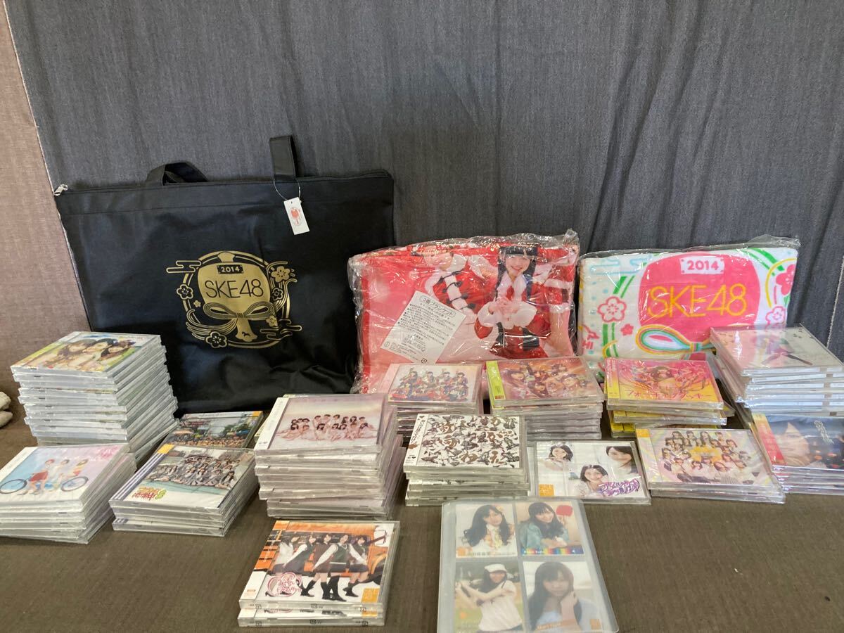 Yahoo!オークション -「akb48 ブランケット」(AKB48) (え)の落札